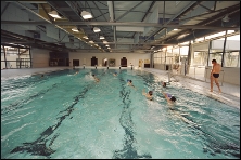 image : photographie bassin piscine municipale
